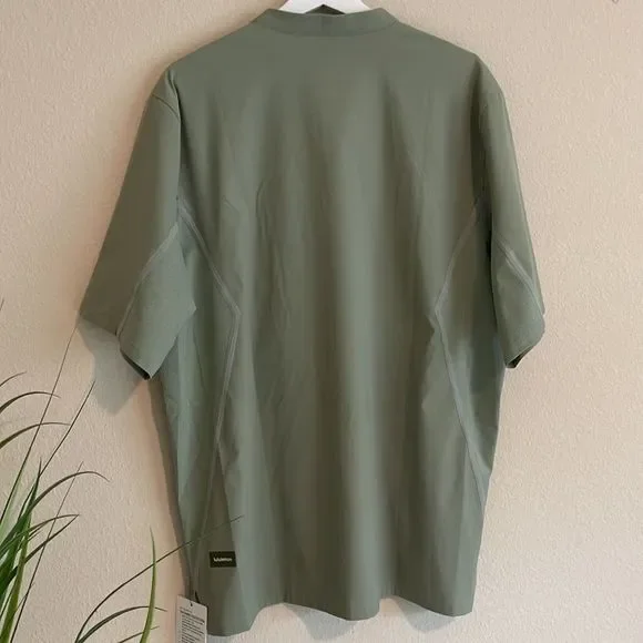Lululemon Mens Water-Repellent Hiking Short Sleeve Shirt in Laurel green NWT - Picture 5 of 6